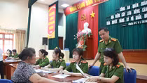 Xuống địa bàn cấp, đổi hộ khẩu, căn cước cho các gia đình chính sách