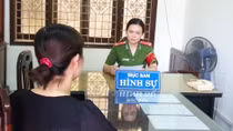 Nghe điện thoại mất... gần 800 triệu