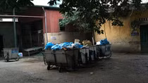 Bệnh viện Bạch Mai họp báo "thanh minh" về việc xử lý rác thải 