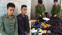 Bán súng bắn đạn bi và... thuốc kích dục