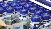 Hà Nội: Thu giữ 27.600 chai sữa Ensure lậu