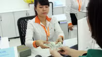 Tỷ giá tăng, ngân hàng và chuyên gia nói gì?