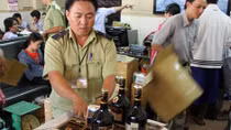 Tránh nguy cơ thành 'vùng trũng' của hàng giả