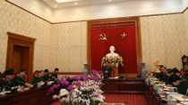 Đổi mới và phát triển doanh nghiệp phục vụ công tác, chiến đấu trong tình hình mới