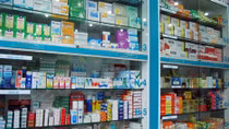 Tỷ giá VND/USD đẩy một số mặt hàng thuốc tăng giá
