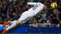 Real Madrid tăng cách biệt với Barcelona 