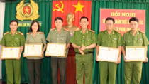 Phóng viên Báo CAND được Công an TP.Cần Thơ tặng Giấy khen