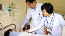 Những chiến sĩ áo trắng quên Tết cứu người