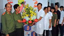 Giám đốc Công an Đồng Tháp chúc mừng Ngày Thầy thuốc Việt Nam