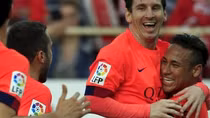 Barcelona đánh rơi chiến thắng trên sân của Sevilla