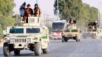 Iraq để mất 2.300 xe bọc thép vào tay IS