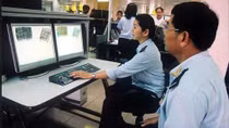 Hải quan tăng cường ngăn ngừa buôn lậu của nhân viên hàng không
