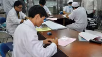 Không 'bỏ rơi' bệnh nhân ở viện trong ngày Tết