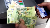 Phát hiện ba đối tượng người nước ngoài sử dụng ATM giả với số lượng lớn