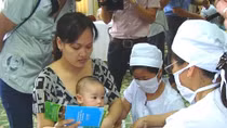 Vaccine dịch vụ hay miễn phí đều được Bộ Y tế kiểm định 