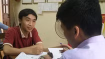 Cần làm rõ kẻ đánh người dân, đập hỏng máy ảnh phóng viên 