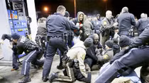 Bộ Tư pháp “trói tay” cảnh sát Ferguson