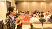 Người "khoe" bệnh AIDS ra cộng đồng