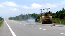 Bộ trưởng GTVT Đinh La Thăng: Biển báo bất hợp lý, chưa thay được thì nhổ