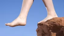 Đứa con trở về hay quá khứ đòi nợ?