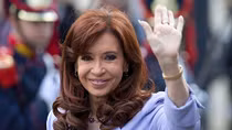 Kết thúc “triều đại” Kirchner, Argentina rẽ phải 
