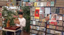 Người sở hữu 8.000 đầu sách, báo cổ
