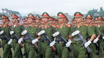 Khen thưởng các tập thể, cá nhân xuất sắc trong đấu tranh trấn áp tội phạm