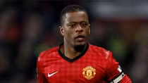 Patrice Evra sẽ nghe theo lời khuyên của Alex Ferguson