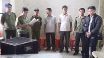 Khám phá đường dây đưa người trái phép sang Trung Quốc