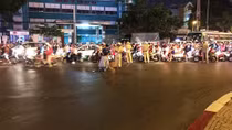 Truy xét hai cô gái đâm chết người chỉ vì va quẹt xe
