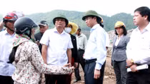 Tân Bí thư Đà Nẵng thị sát tình trạng ô nhiễm theo phản ánh của người dân