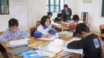 Những bó hoa dại ấm lòng thầy cô