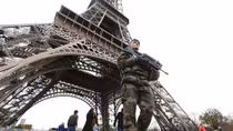 Vụ khủng bố ở Paris: Kéo dài tình trạng khẩn cấp lên 3 tháng