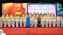 Biểu dương phụ nữ Công an xuất sắc trong phong trào thi đua