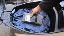 Đang đổ xăng bị cướp hơn nửa tỷ đồng