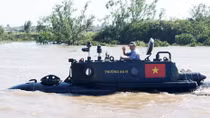 Gặp người chế tạo tàu ngầm Trường Sa