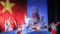 Đêm nhạc 'Tết an bình - Nghĩa tình biển đảo'