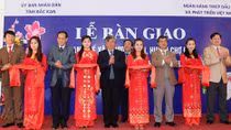 Bàn giao trạm y tế xã Phương Viên và tặng quà Tết đồng bào nghèo Bắc Kạn