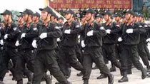 Quy định sử dụng súng và nổ súng đối với lực lượng thi hành nhiệm vụ