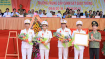 Đổi thay ở ngôi trường trụ vững trên vùng cát