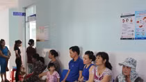 Phòng khám vệ tinh cấp huyện "hút" bệnh nhân