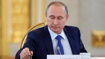 Tổng thống Putin xác định NATO là mối đe dọa