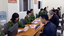 Người dân cần mang những giấy tờ gì khi làm thẻ Căn cước công dân?