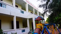 Lớp học kì lạ bên sóng nước Trường Sa
