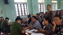 Hơn 200 người bị "bốc hơi" 64 tỷ đồng