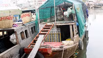 Xóm chợ thuyền những ngày cuối năm