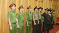 Những điểm mới trong trang phục xuân hè CAND