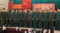 Nghĩa cử ấm tình đồng chí, đồng đội