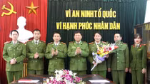 Khen thưởng đơn vị khám phá nhiều vụ mua bán, vận chuyển ma túy