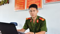 Một trinh sát trẻ năng động